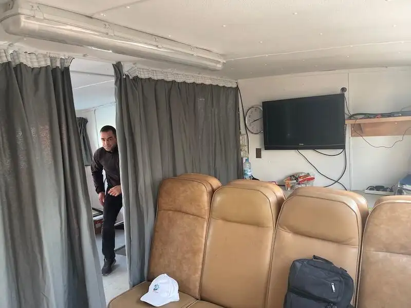 Containerskib til salg