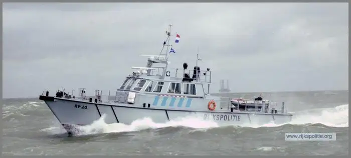 Patruljebåd til salg