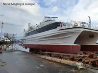 Katamaran til salg
