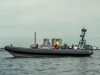 Stiv oppustelig båd til salg