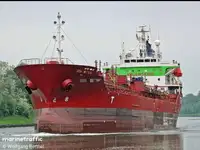 Oil/Chemical tanker til salg