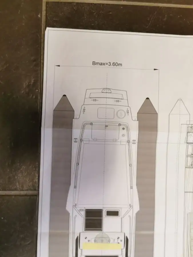 Stiv oppustelig båd til salg