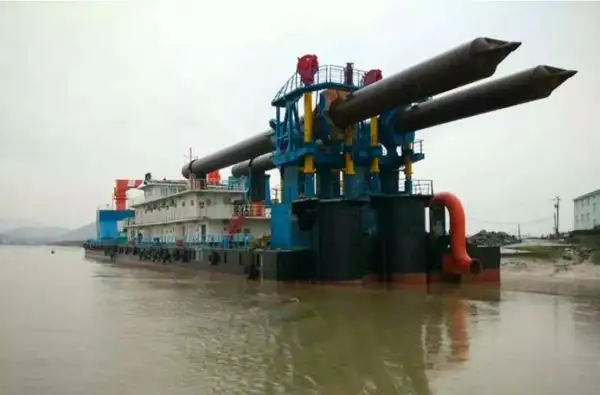 Dredger for sale