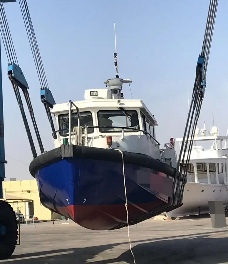 Besætningsbåd til salg