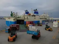Containerskib til salg