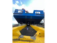 Containerskib til salg
