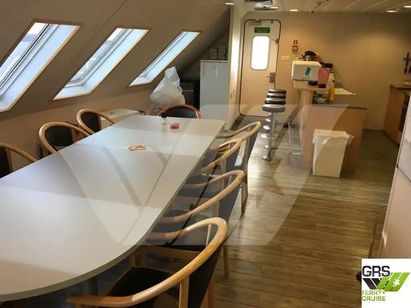 RoPax-skib til salg