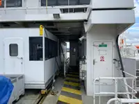 Containerskib til salg
