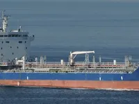 Olie-/kemikalietanker til salg