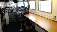 Containerskib til salg