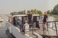 Containerskib til salg