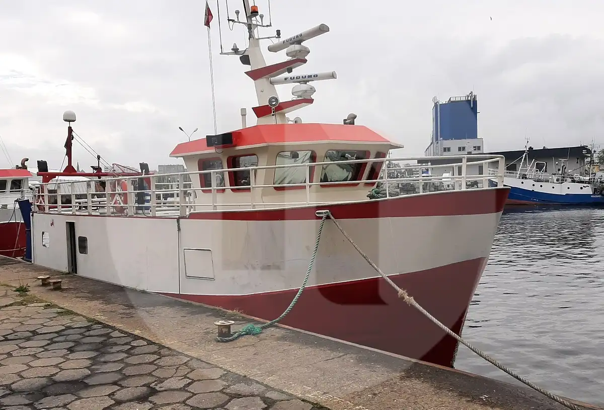 Levende fisketransportskib til salg