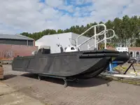 Containerskib til salg