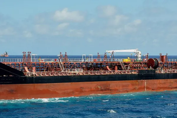 Oil/Chemical tanker for sale