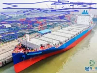 Containerskib til salg