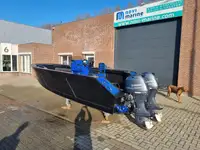 Containerskib til salg