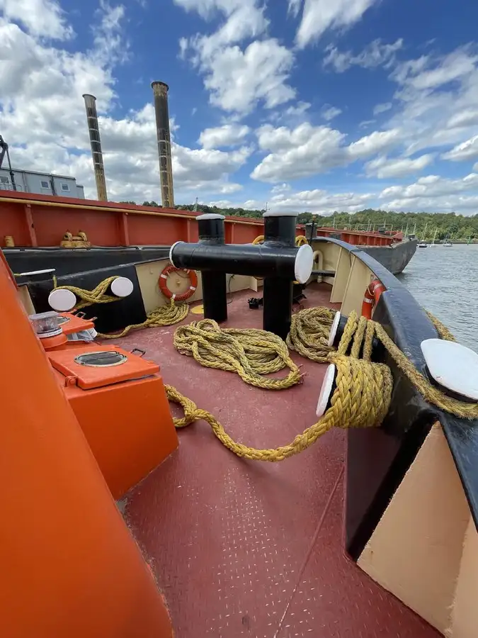 Bugserbåd til salg