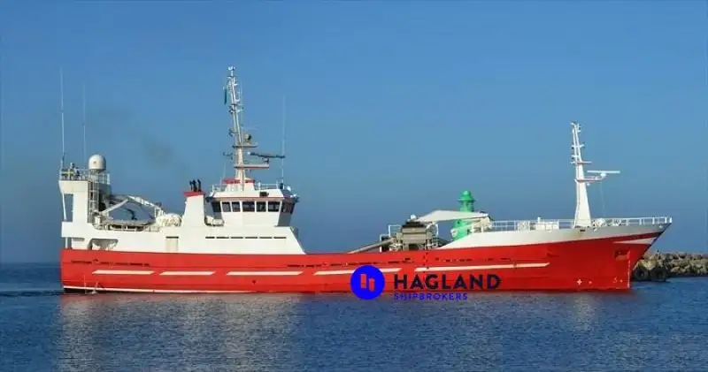 Fartøj til fiskeforarbejdning og levering til salg