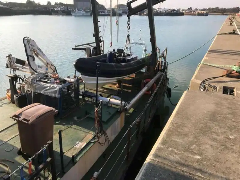 Arbejdsbåde til salg