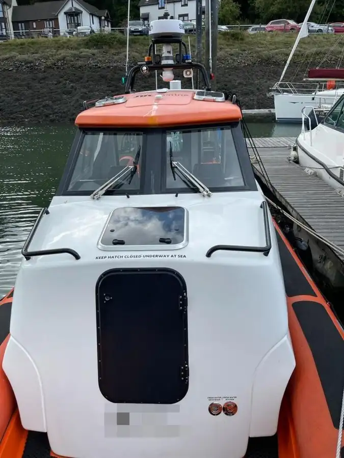 Stiv oppustelig båd til salg