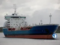 Olie-/kemikalietanker til salg