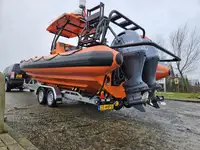 Containerskib til salg