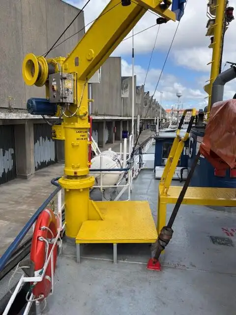 Arbejdsbåde til salg