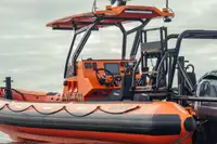 Containerskib til salg