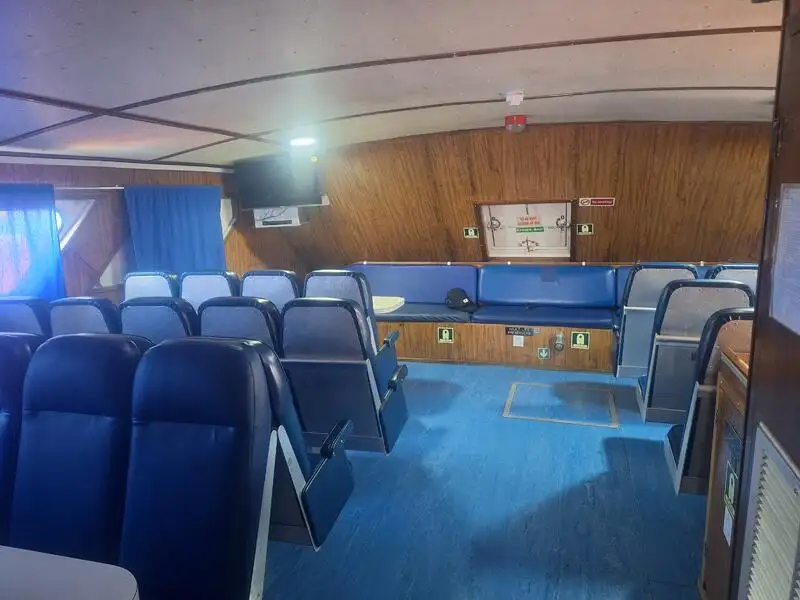 Forsyningsskib til salg