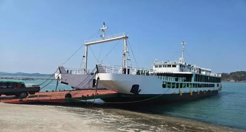 Landing Craft, Tank til salg