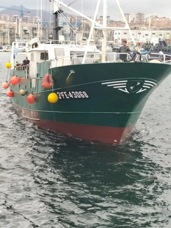Fiskeritrawler til salg