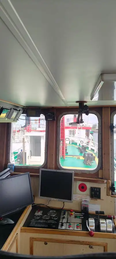 Forsyningsskib til salg