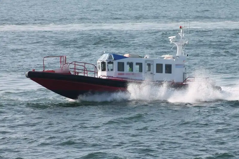 Besætningsbåd til salg