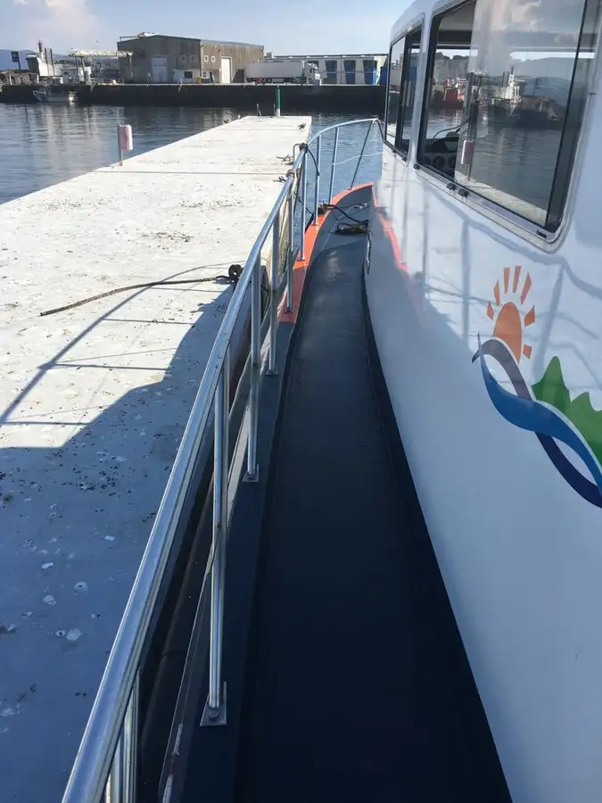 Arbejdsbåde til salg