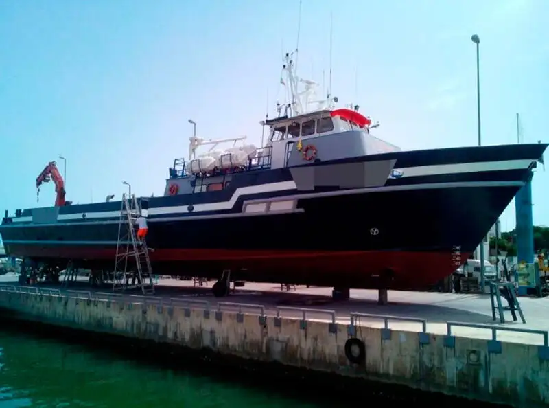 Besætningsbåd til salg