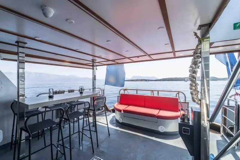 Motorfartøj til salg