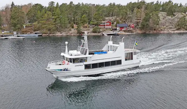 Motor vessel for sale