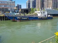 Landing Craft, Tank til salg