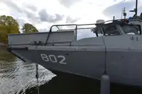 Militærskib til salg