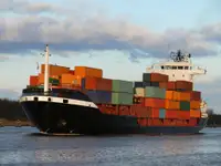 Containerskib til salg