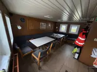 Forsyningsskib til salg