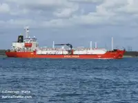 Olietankskib, Kemikalietankskib til salg