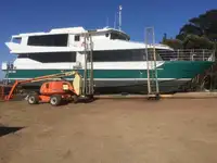 Motorfartøj til salg